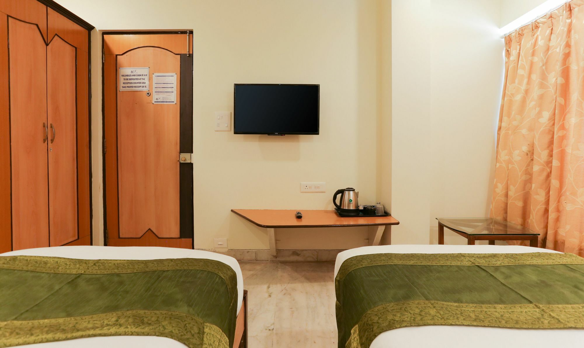 Itsy Hotels Hill View Ex بونة المظهر الخارجي الصورة