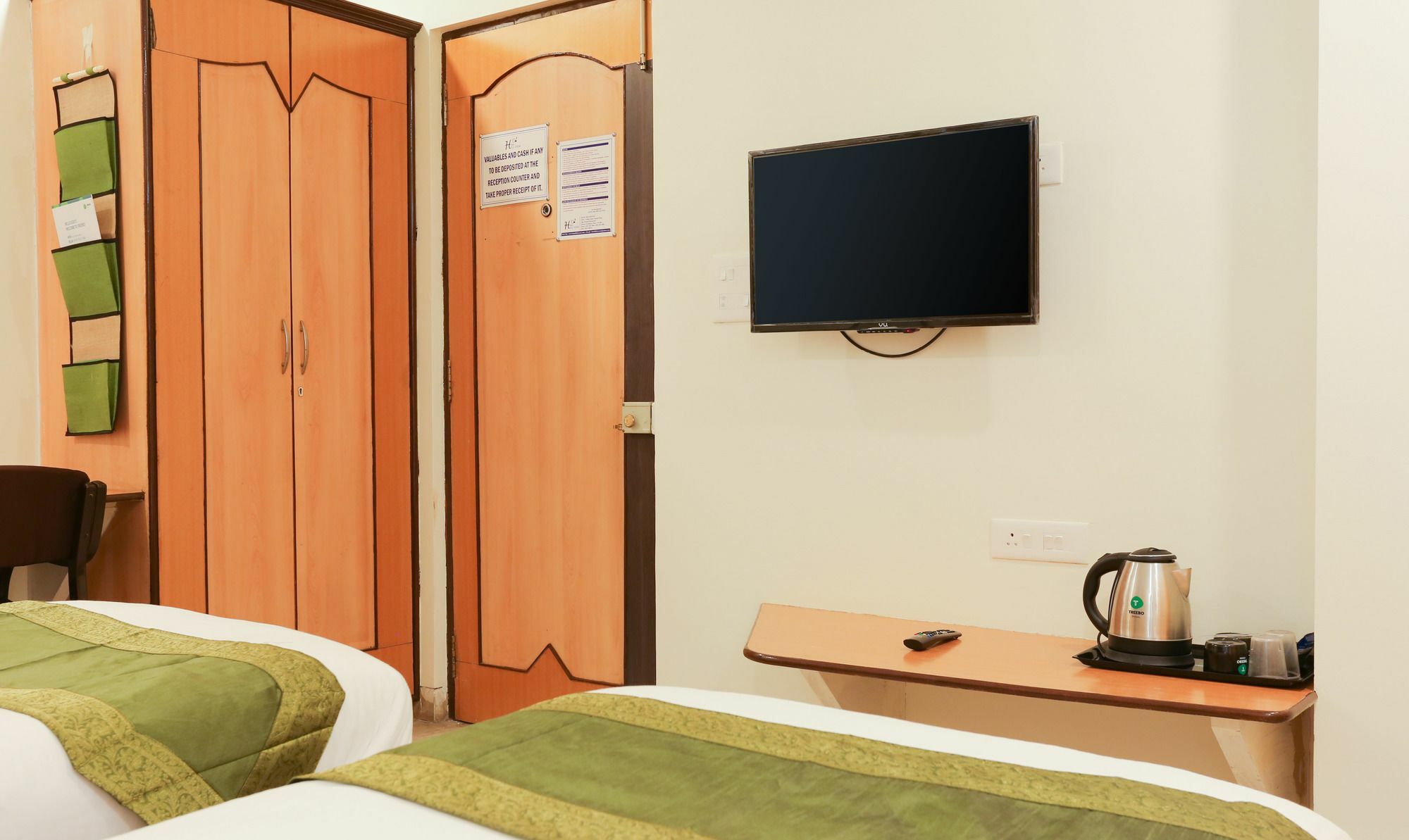 Itsy Hotels Hill View Ex بونة المظهر الخارجي الصورة