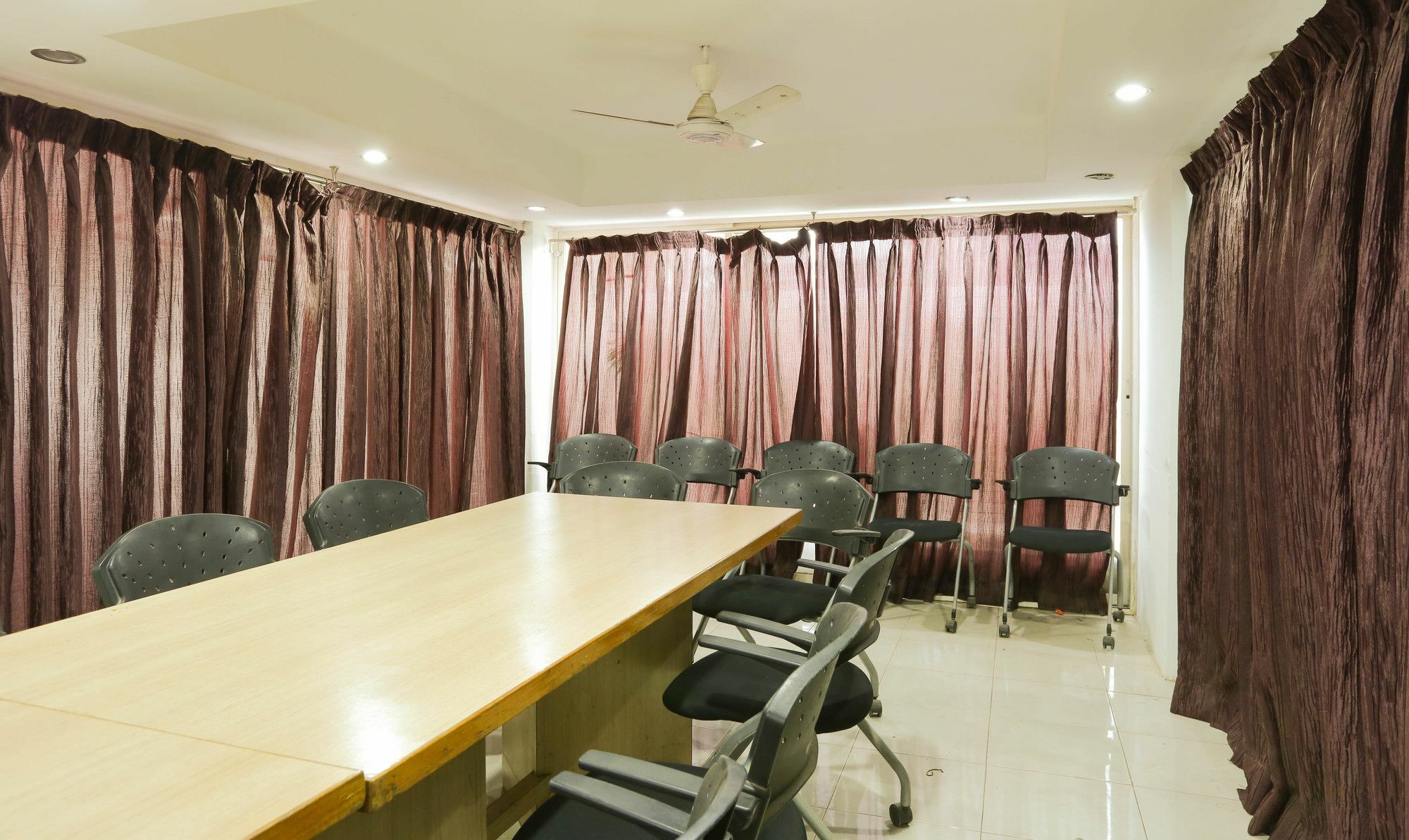 Itsy Hotels Hill View Ex بونة المظهر الخارجي الصورة