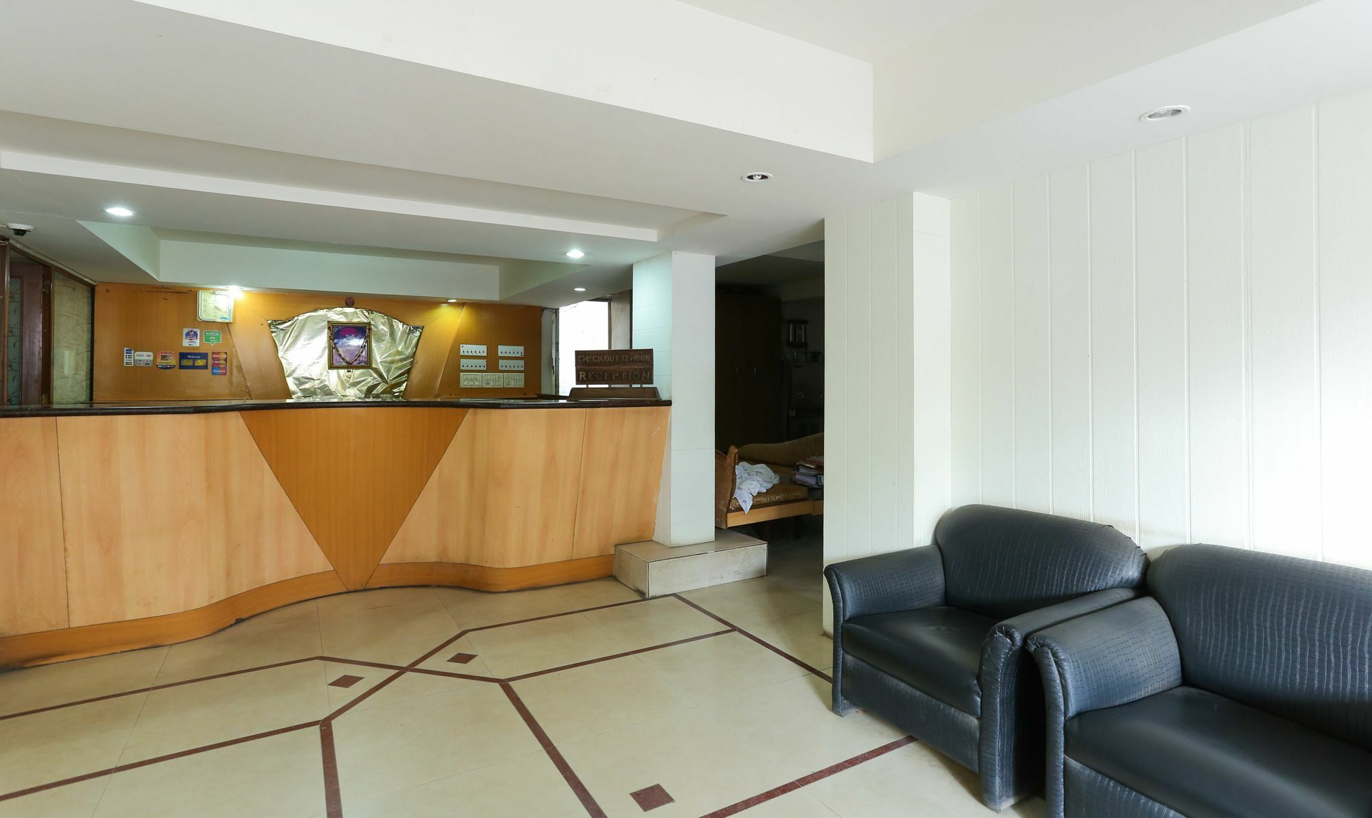 Itsy Hotels Hill View Ex بونة المظهر الخارجي الصورة