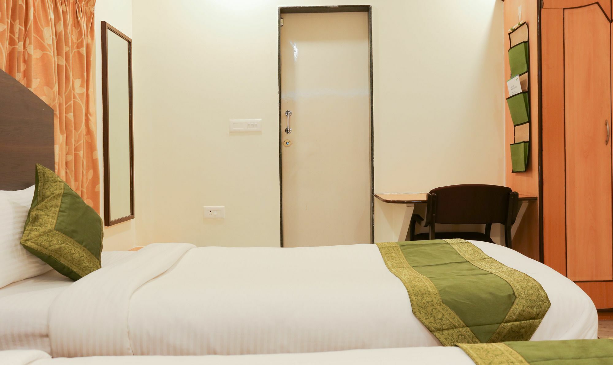 Itsy Hotels Hill View Ex بونة المظهر الخارجي الصورة