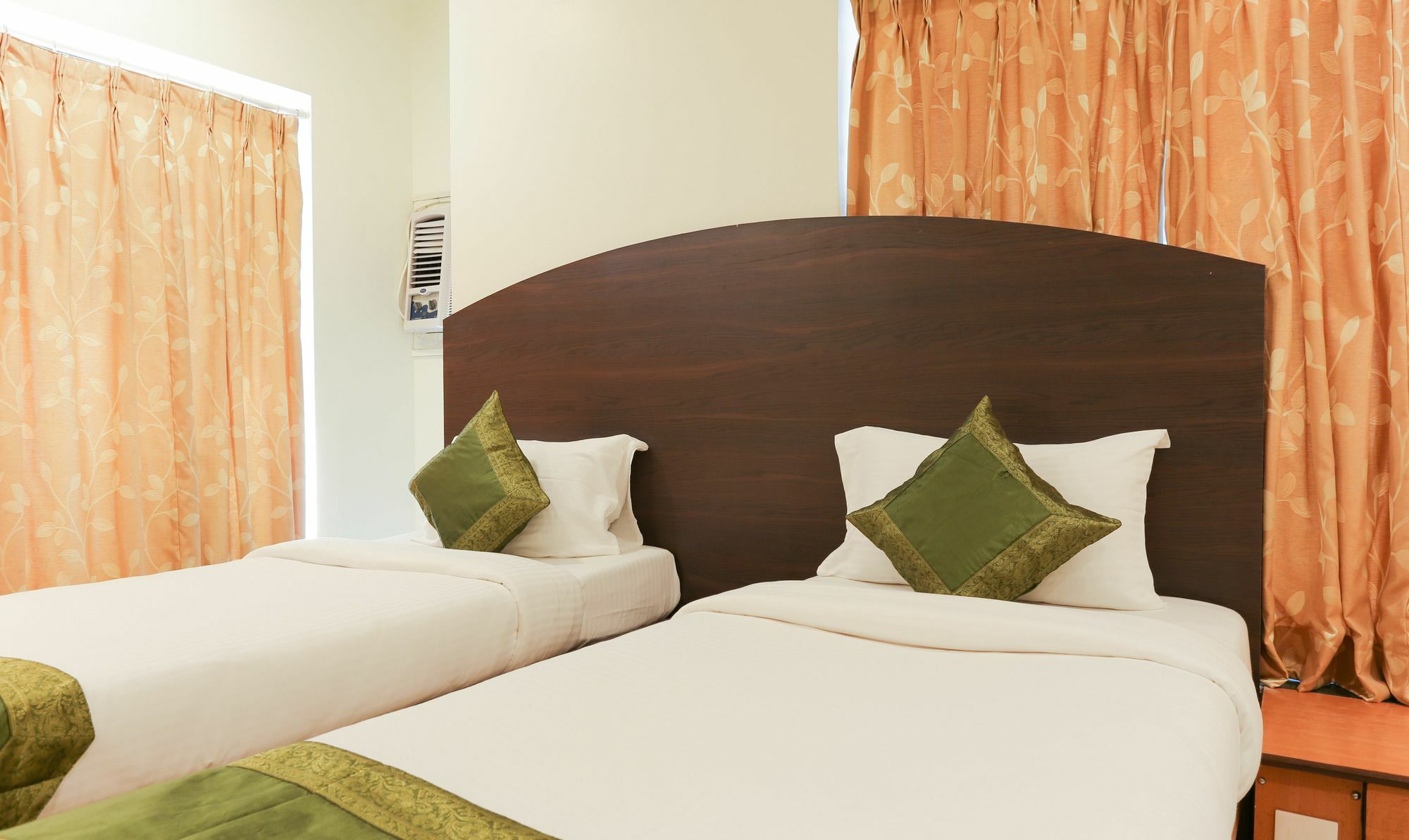 Itsy Hotels Hill View Ex بونة المظهر الخارجي الصورة