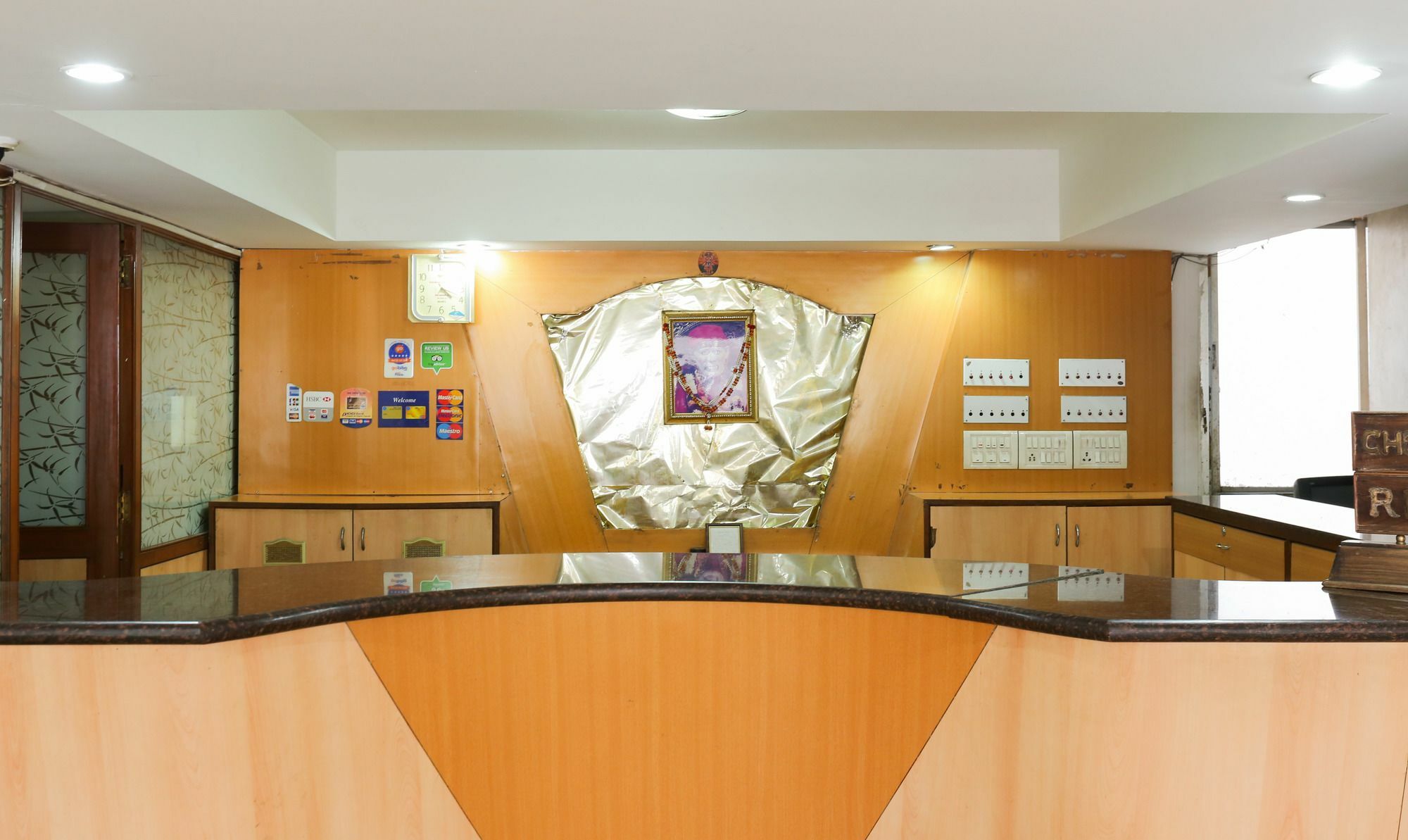 Itsy Hotels Hill View Ex بونة المظهر الخارجي الصورة